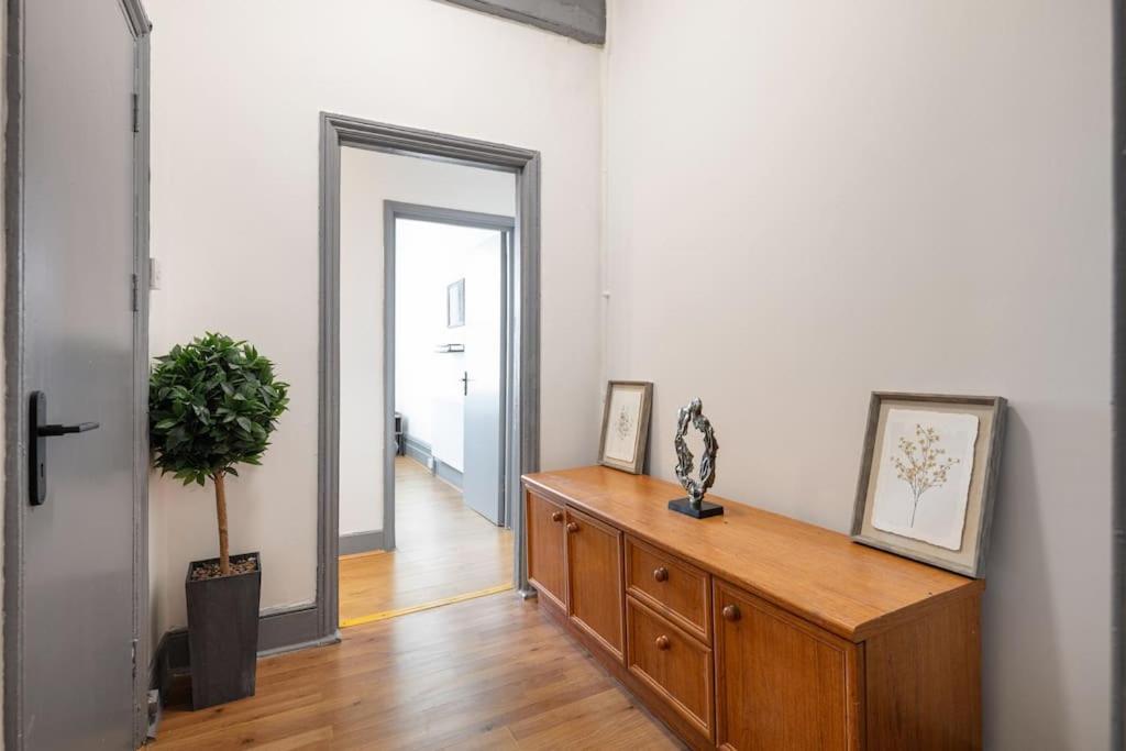 2A - Bright & Airy 2 Bed Flat - 20 Mins To Central London Exterior foto