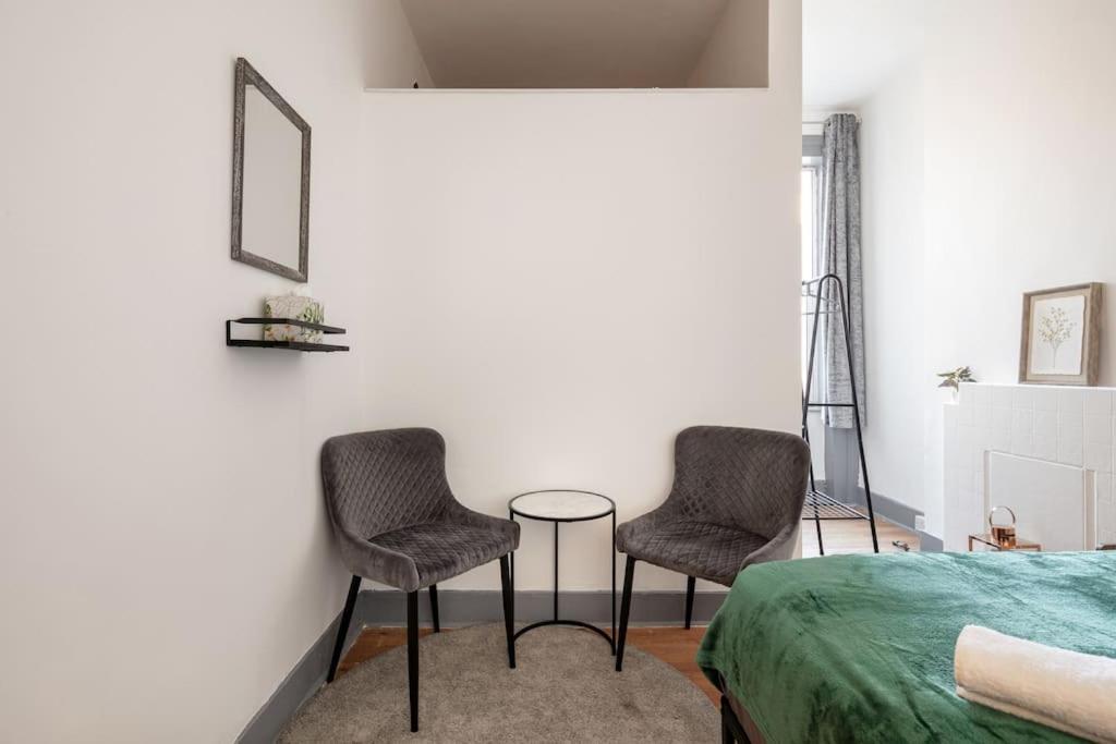 2A - Bright & Airy 2 Bed Flat - 20 Mins To Central London Exterior foto